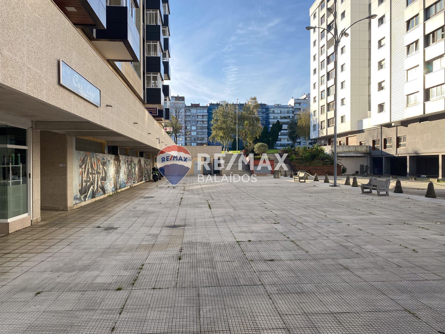 Garaje en venta  calle de Castelao, Vigo  15/21