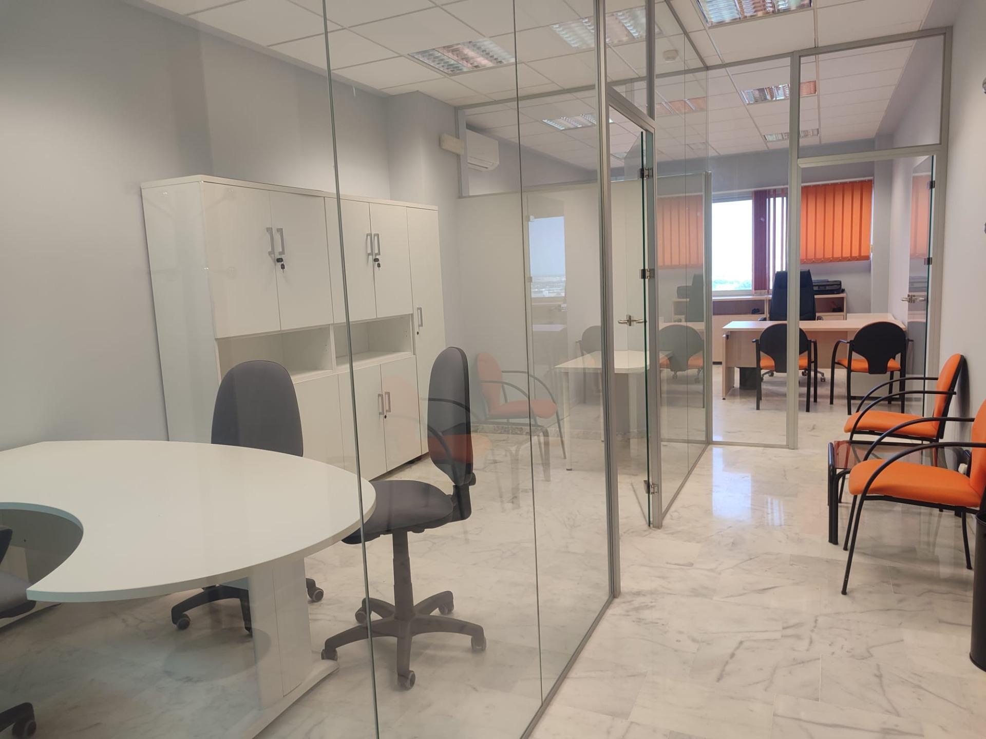 Oficina en alquiler, Tomares, Sevilla, Sevilla