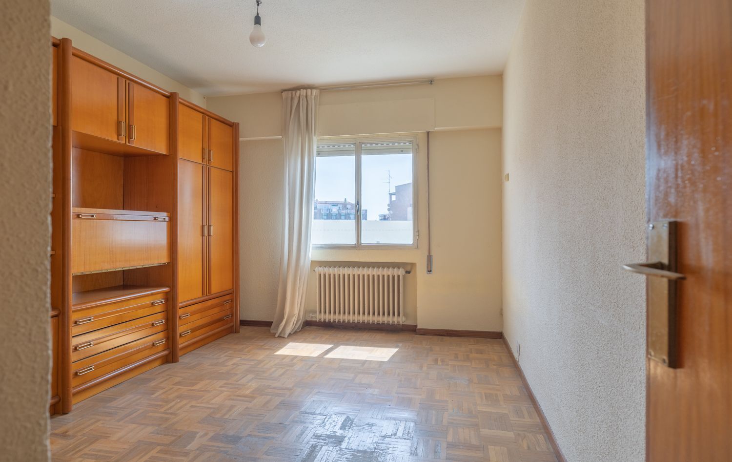 Piso en venta en calle De Los Pontones, Madrid 24/40